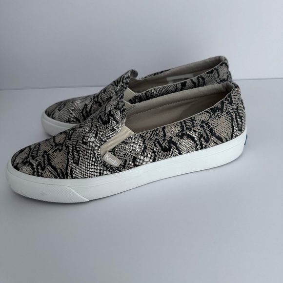 Keds Shoes - Keds Women's Jump Kick Snake Print Slip On Sneakers - Size 8 WF64744